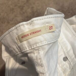 Size 27 WEDGIE Levi jeans